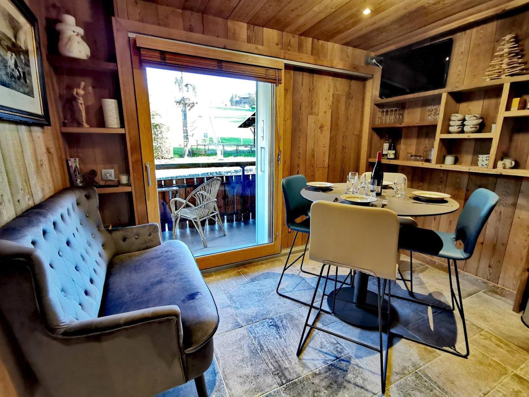 Superbe Renove Style Montagne, Pied Des Pistes, 4 Pers. Locker, Menage Inclus - Fr-1-598-134